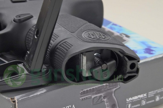 Пневматический пистолет Beretta APX metal grey