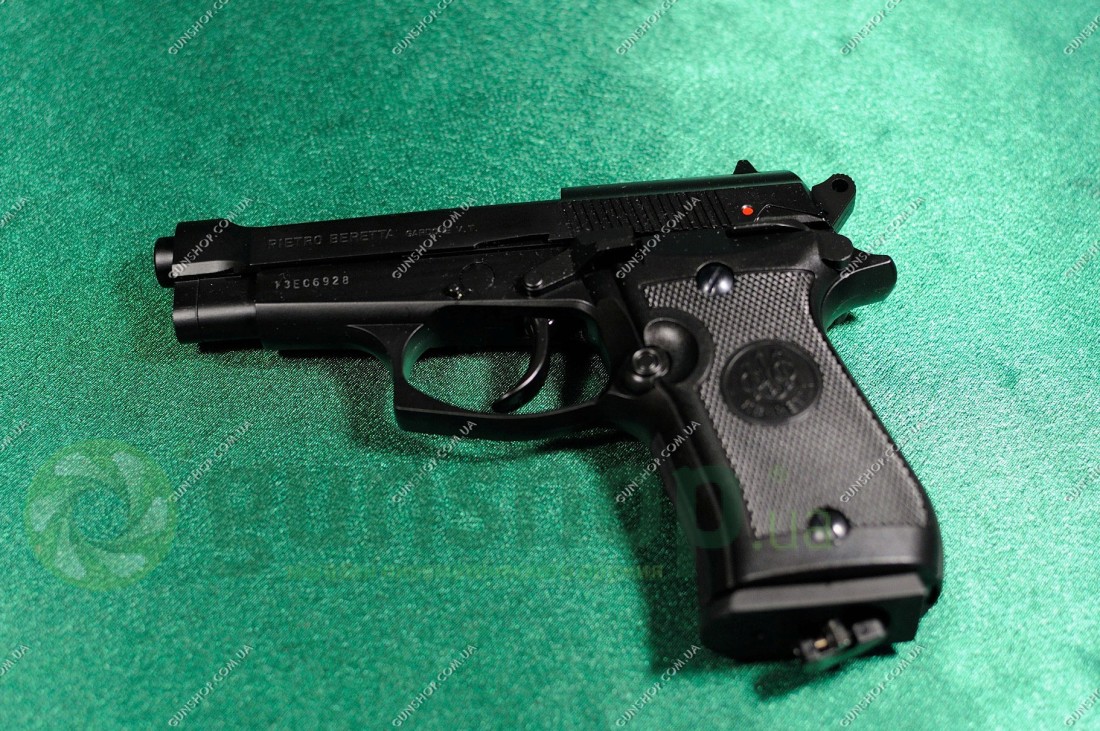 Пневматический пистолет Beretta M84 FS