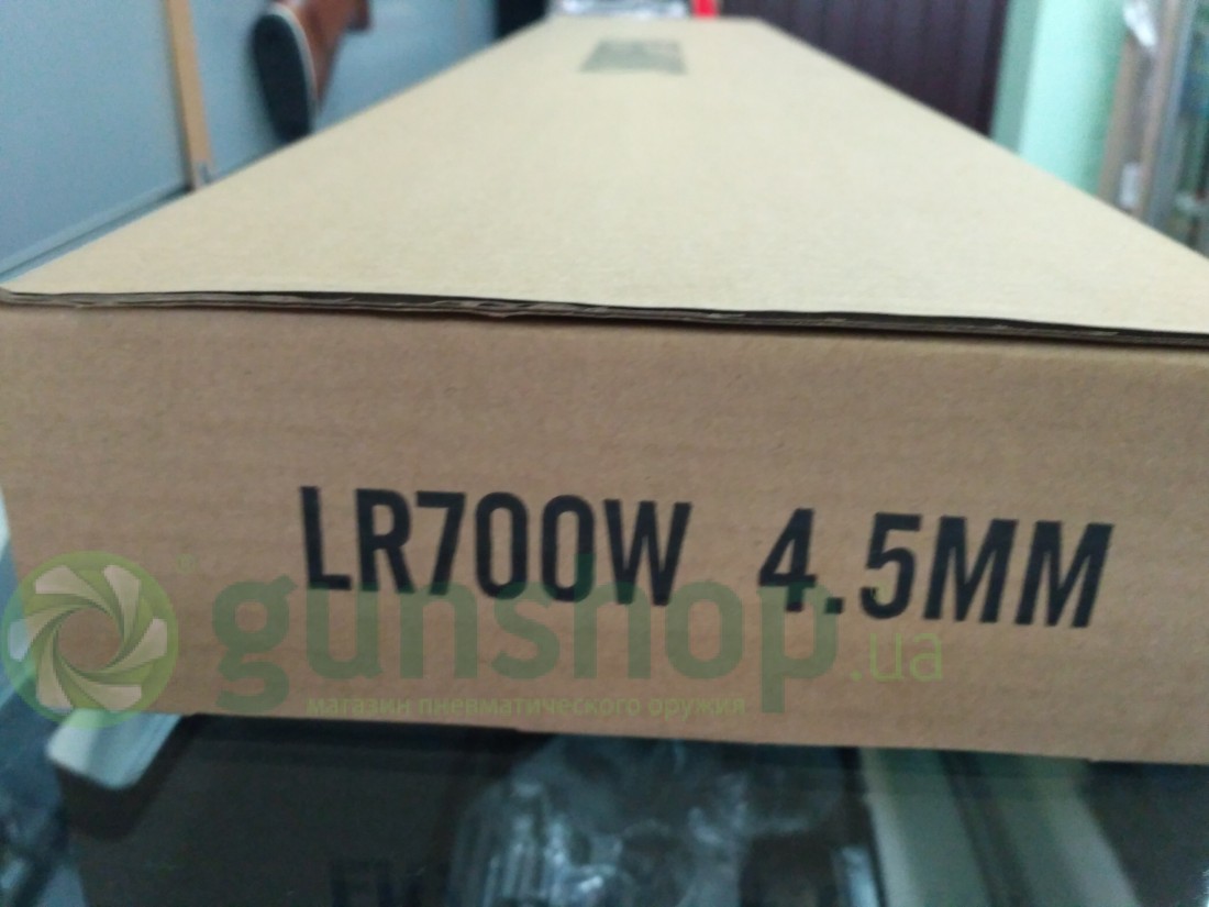 Пневматическая  мультикомпрессионная винтовка Snowpeak SPA LR700W+оптика 4-16х50AOE