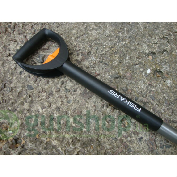 Лопата штыковая Fiskars телескопическая Лопата штыковая Fiskars телескопическая