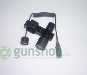 Фонарь  тактический Gamo с креплением 