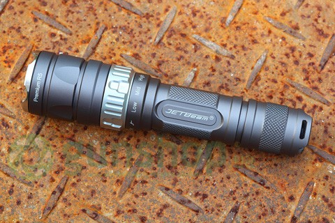 jetbeam-rrt-2-r5.jpg